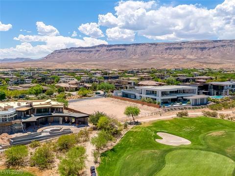 38 Painted Feather Way, Las Vegas, NV 89135