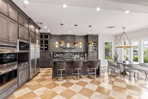 1340 Enchanted River Dr, Henderson, NV 89012