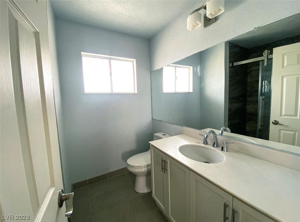  1938 Casey Dr, Las Vegas, NV 89119 photo 15