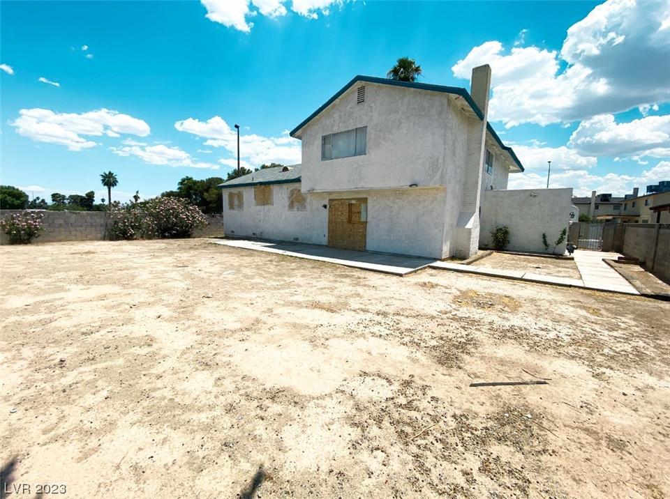  1938 Casey Dr, Las Vegas, NV 89119 photo 20