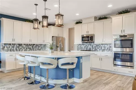 5932 Wellington Peak Rd, Las Vegas, NV 89148