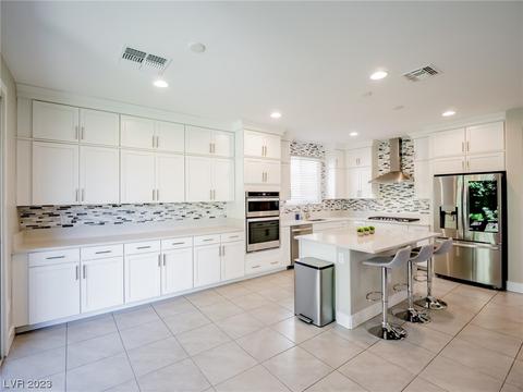 8147 Skye Sweep St, Las Vegas, NV 89166