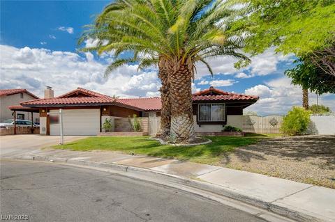 5476 Solvang Dr, Las Vegas, NV 89103