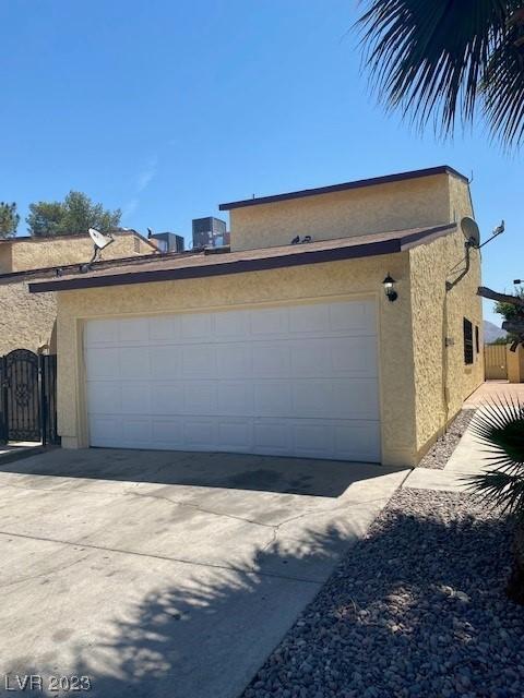 1222 Coach Ln, Las Vegas, NV 89101