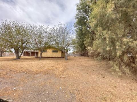 1810 Leonard Ln, Las Vegas, NV 89108