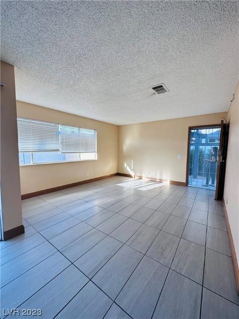 3909 Blackford Pl, Las Vegas, NV 89102