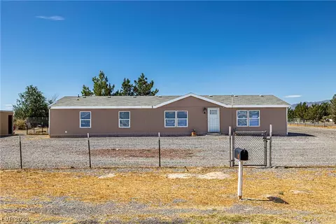 2261 Carson St, Pahrump, NV 89048