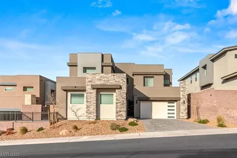 290 Shaded Canyon Dr, Henderson, NV 89012