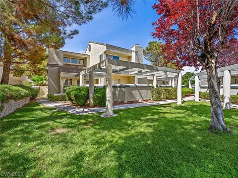 2741 Ferrin Rd, Las Vegas, NV 89117