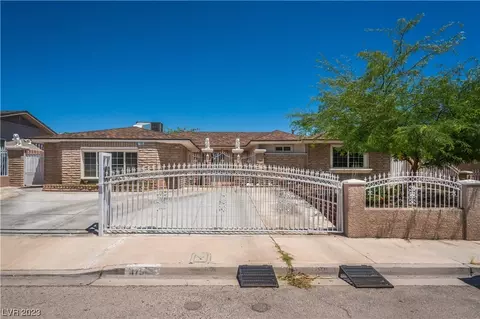 4794 Monterrey Ave, Las Vegas, NV 89121