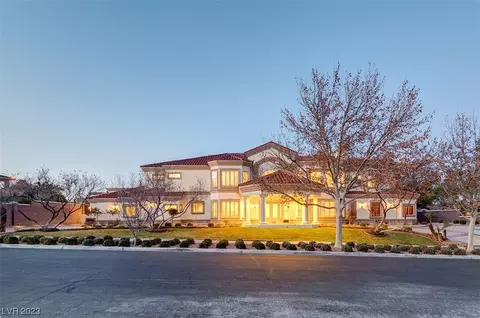 9732 Highridge Dr, Las Vegas, NV 89134