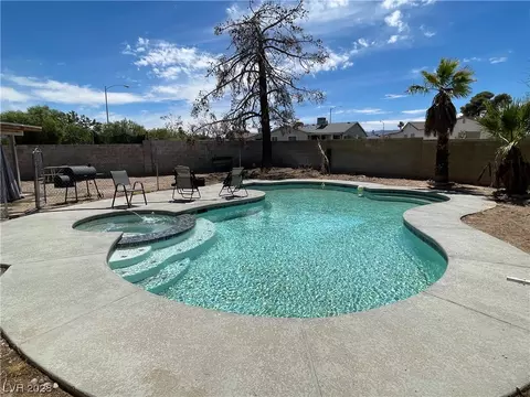 7184 Clearwater Ave, Las Vegas, NV 89147