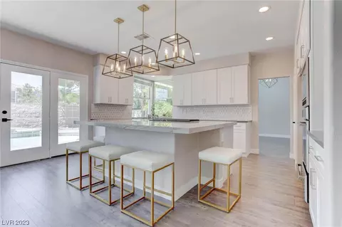 213 Ultra Dr, Henderson, NV 89074