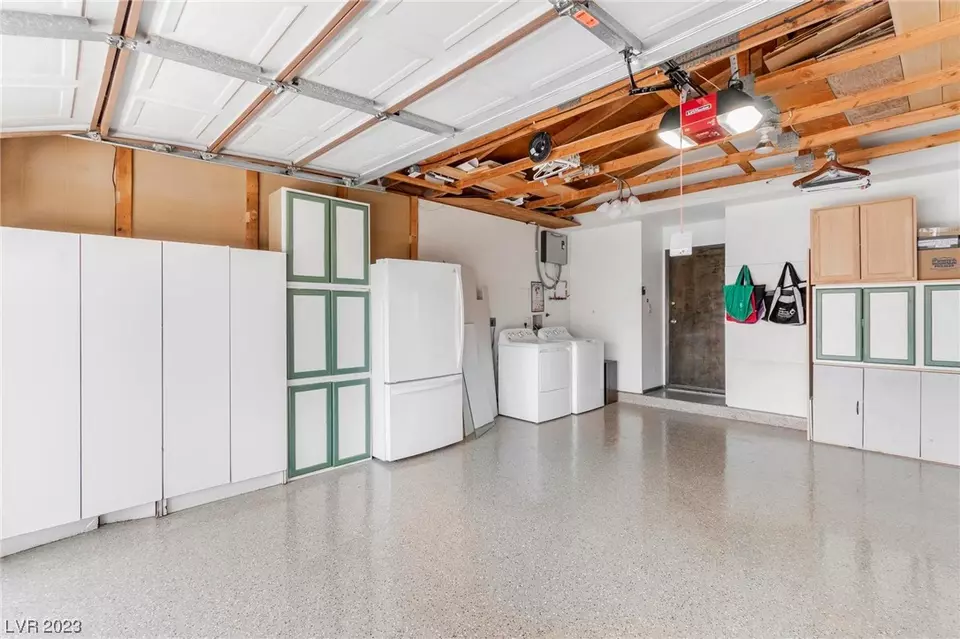  2465 Whippoorwill Ln, Las Vegas, NV 89121 photo 28