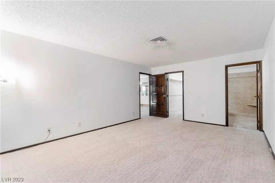  2465 Whippoorwill Ln, Las Vegas, NV 89121 photo 19