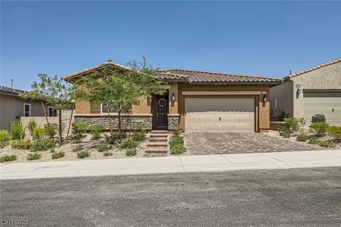 696 Sunray Park St, Henderson, NV 89011