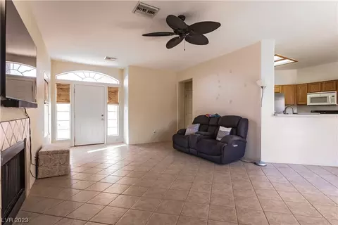 1176 Golf Clb, Laughlin, NV 89029 photo 7