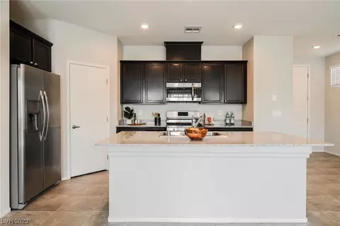 1307 El Solindo Ln, Henderson, NV 89002