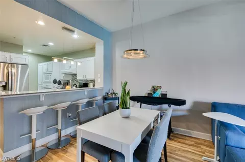 75 E Agate Ave #301, Las Vegas, NV 89123