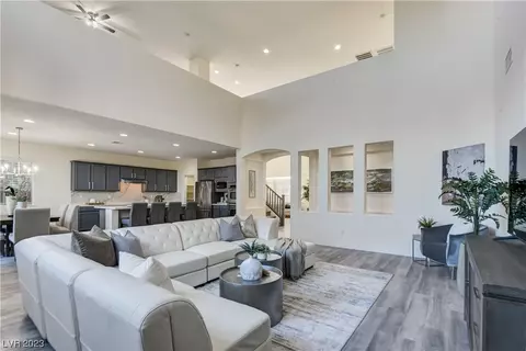 9988 Keifer Valley St, Las Vegas, NV 89178
