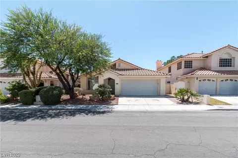 1808 Summit Pointe Dr, Las Vegas, NV 89117