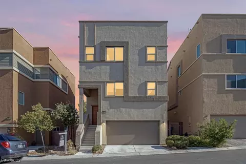 10529 Gibbous Moon Dr, Las Vegas, NV 89129