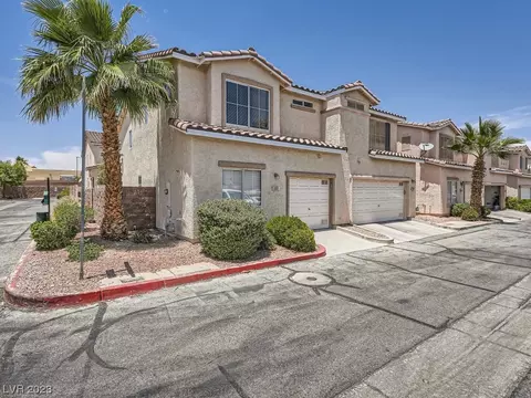 9681 Belle Amour Ln, Las Vegas, NV 89123