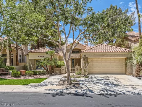 1852 Indian Bend Dr, Henderson, NV 89074
