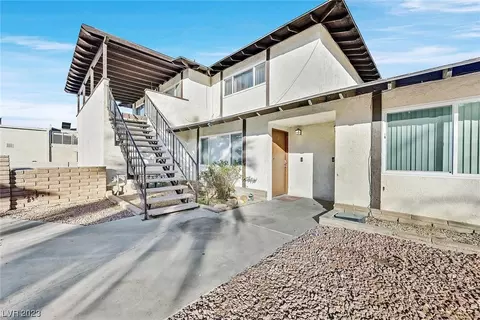 2876 Klinger Cir, Las Vegas, NV 89121