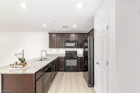 4462 Pineham Ct, Las Vegas, NV 89115