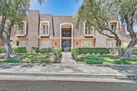 1213 Saint Louis Ave #C, Las Vegas, NV 89104