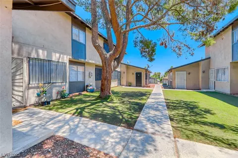 212 N Bruce St #A, Las Vegas, NV 89101