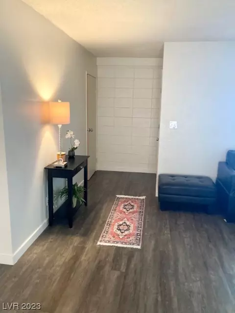 315 E Van Wagenen St, Henderson, NV 89015