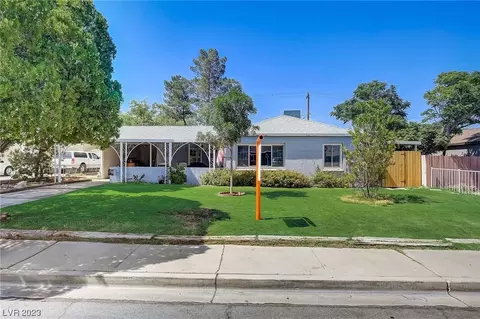 4624 Dover Pl, Las Vegas, NV 89107