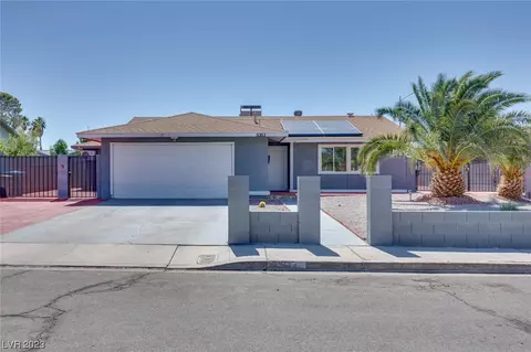 5353 Stirrup St, Las Vegas, NV 89119