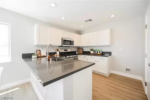 4791 Pinon Pointe Rd, Las Vegas, NV 89115