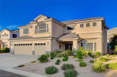 466 Sunrise Villa Dr, Las Vegas, NV 89110