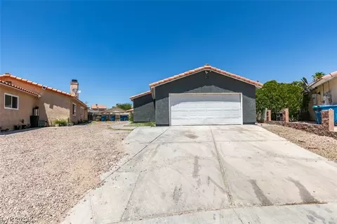 2112 Birch Leaf Cir, Las Vegas, NV 89156