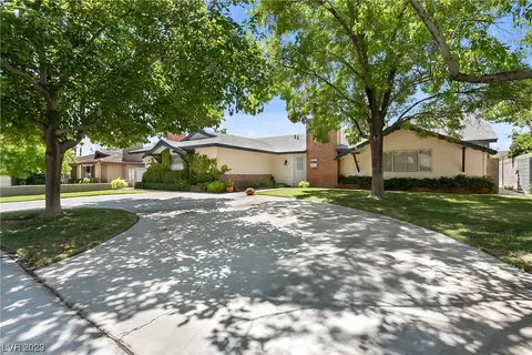 3013 Colanthe Ave, Las Vegas, NV 89102