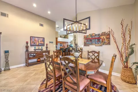 2136 Eaglepath Cir, Henderson, NV 89074 photo 7