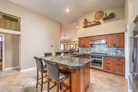2136 Eaglepath Cir, Henderson, NV 89074 photo 11