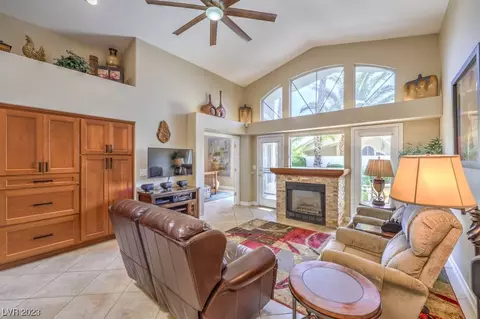 2136 Eaglepath Cir, Henderson, NV 89074 photo 14