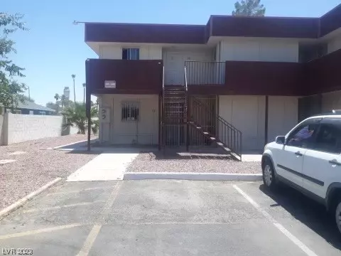 5318 Swenson St #57, Las Vegas, NV 89119