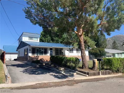 9 Carson Ct, Ely, NV 89301