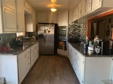 9 Carson Ct, Ely, NV 89301 photo 5