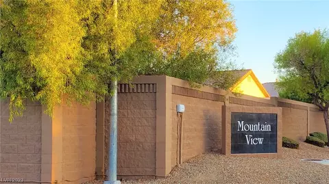 6430 Swift Fox Ct, Las Vegas, NV 89122