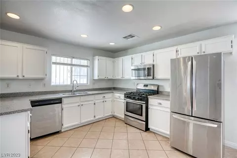 2190 Clancy St, Las Vegas, NV 89156