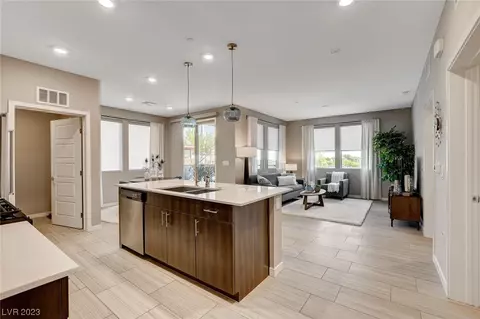 11238 Essence Point Ave #105, Las Vegas, NV 89135