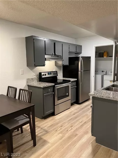 201 Mission Laguna Ln #106, Las Vegas, NV 89107