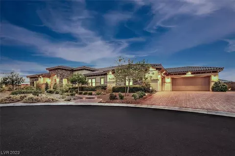 8465 S Valadez St, Las Vegas, NV 89113